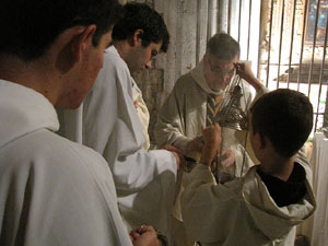 Festa de la Mare de D&eacute;u de Gr&agrave;cia i de Bell-ull als claustres de la Catedral de Girona