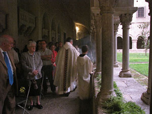 Festa de la Mare de D&eacute;u de Gr&agrave;cia i de Bell-ull als claustres de la Catedral de Girona
