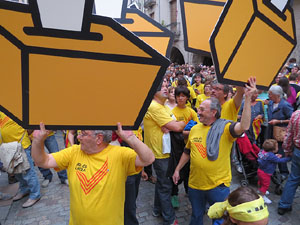 Concentraci&oacute; pel 9N a la pla&ccedil;a del Vi