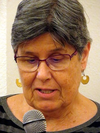 La periodista cultural Rosa M. Piñol, durant la seva intervenció