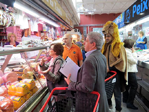 Mercat del Lle&oacute;. Lliurament del premi T'atreveixes a gastar 500 euros en tres hores?