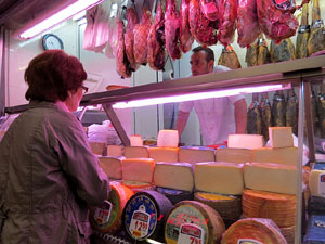 Mercat del Lle&oacute;. Lliurament del premi T'atreveixes a gastar 500 euros en tres hores?