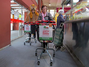 Mercat del Lle&oacute;. Lliurament del premi T'atreveixes a gastar 500 euros en tres hores?