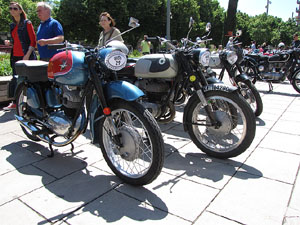 Primera concentraci&oacute; de Motos Hist&ograve;riques Ciutat de Girona