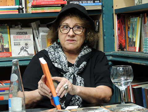 Assumpció Cantalozella durant la trobada