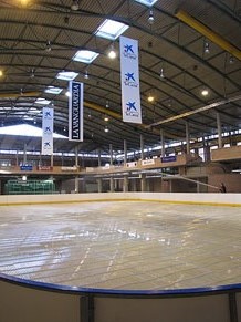 Preparació de la pista de gel a Fira de Girona