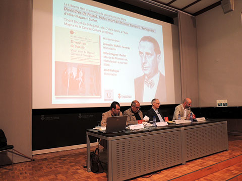 Taula de presentació del llibre, a l'Aula Magna de la Casa de Cultura