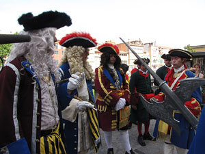 Desfilada a la pla&ccedil;a del Vi