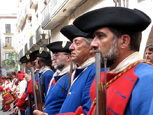 Sortida de la bas&iacute;lica de Sant Feliu