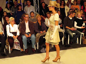 Sal&oacute; Tot Nuvis 2014