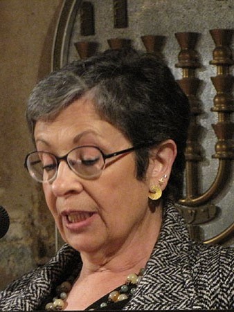 La doctora Anna M. García Rovira, catedràtica d'història contemporània i directora del Grup de Recerca Memòria, Història, Identitats de la Universitat de Girona, durant la seva intervenció