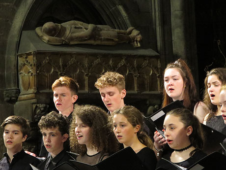 Concert del Holy Trinity School - Inner Choir and Chamber Choir a la catedral de Girona