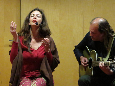 Actuaci&oacute; musical de Pili Cugat, La Jueva de Tortosa