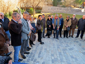 Instal·lació de setze llambordes Stolpersteine per recordar els gironins deportats als camps de concentraci&oacut