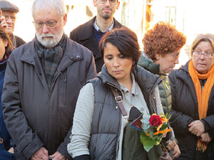 Instal·lació de setze llambordes Stolpersteine per recordar els gironins deportats als camps de concentraci&oacut