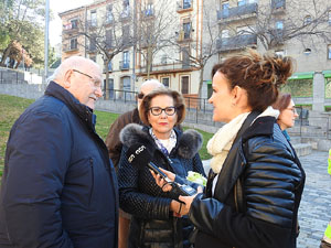 Instal·lació de setze llambordes Stolpersteine per recordar els gironins deportats als camps de concentraci&oacut