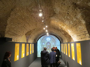 Inauguraci&oacute; de l'exposici&oacute; 1416-1417. La Catedral de Girona, una o tres naus?, al Col&middot;legi Oficial d'Arquitectes a Girona