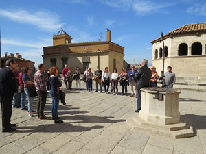 Festival MOT. La Girona de Miquel Fa&ntilde;anas. Ruta liter&agrave;ria a trav&eacute;s de les seves obres ambientades a Girona