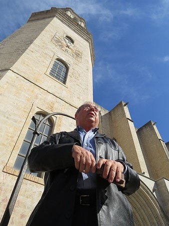 Miquel Fa&ntilde;an&agrave;s a la pla&ccedil;a dels Ap&ograve;stols