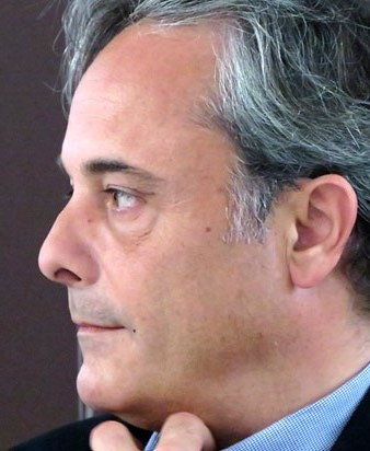 Carles Ribas, regidor de Cultura de l'Ajuntament de Girona, durant la inauguraci&oacute;