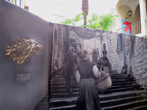 Exposici&oacute; Girona Plat&oacute;. Imatges de les escenes de la s&egrave;rie Joc de Trons rodades a Girona