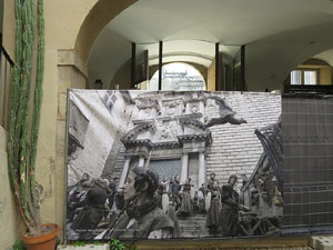 Exposici&oacute; Girona Plat&oacute;. Imatges de les escenes de la s&egrave;rie Joc de Trons rodades a Girona