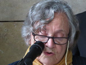 Descobriment d'una placa en record de les persones treballadores de la fàrica Grober de Girona