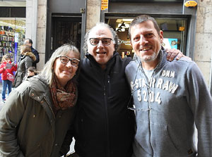 Llibreria Geli. Presentaci&oacute; de Cassoles de Girona d'Abraham Simon, amb Assumpci&oacute; Cantalozella i Enric Viladot