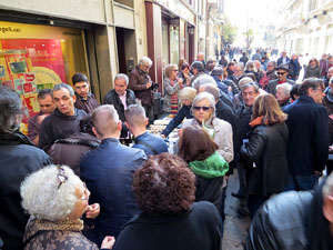 Llibreria Geli. Presentaci&oacute; de Cassoles de Girona d'Abraham Simon, amb Assumpci&oacute; Cantalozella i Enric Viladot