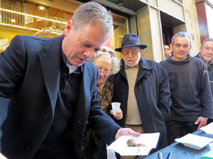 Llibreria Geli. Presentaci&oacute; de Cassoles de Girona d'Abraham Simon, amb Assumpci&oacute; Cantalozella i Enric Viladot
