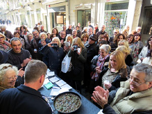Llibreria Geli. Presentaci&oacute; de Cassoles de Girona d'Abraham Simon, amb Assumpci&oacute; Cantalozella i Enric Viladot