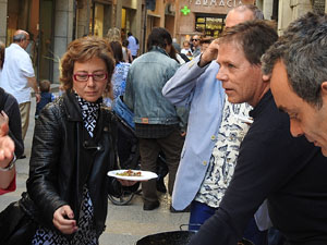 Presentació 'Un any a la cuina' d'Enric Herce a la Llibreria Geli de Girona, amb Salvador Garcia-Arbós i una cassola d'Abraham Simon