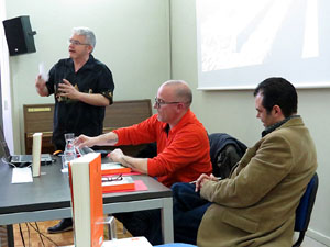 Presentació del llibre Res no és perfecte a Hawaii de Màrius Serra a la Casa de Cultura