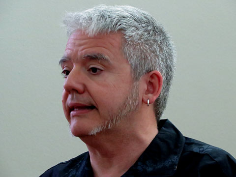 Màrius Serra en un moment de la presentació del llibre