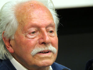 Llibreria Geli. Presentaci&oacute; del llibre En busca de la llibertad, de Montse Batlle