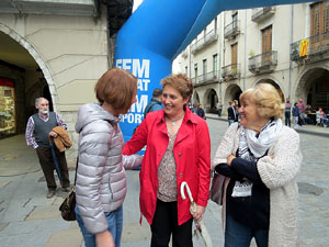 Rebuda de l'Spar Citylift Girona a la Sala de Plens de l'Ajuntament i a la pla&ccedil;a del Vi