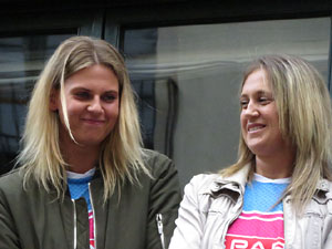 Rebuda de l'Spar Citylift Girona a la Sala de Plens de l'Ajuntament i a la pla&ccedil;a del Vi