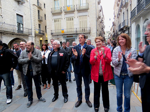 Rebuda de les jugadores a la plaça del Vi
