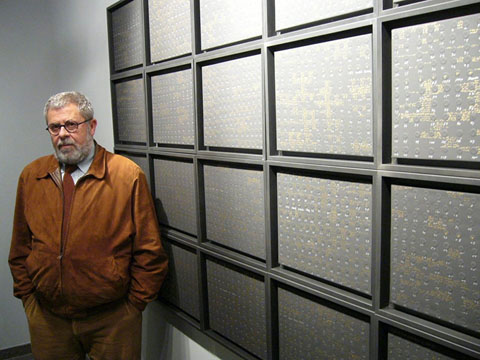 Enric Ansesa a l'exposició de La Galeria Presenta de Girona. 2010