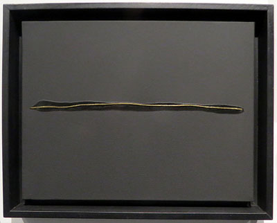 Horizon line. 2004. Metall i acr&iacute;lic sobre tela