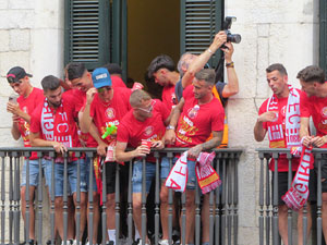 Ascens del Girona FC i el B&agrave;squet Girona. Rebuda a la pla&ccedil;a del Vi