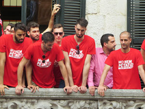 Ascens del Girona FC i el B&agrave;squet Girona. Rebuda a la pla&ccedil;a del Vi
