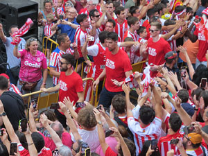 Ascens del Girona FC i el B&agrave;squet Girona. Rebuda a la pla&ccedil;a del Vi
