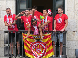 Ascens del Girona FC i el B&agrave;squet Girona. Rebuda a la pla&ccedil;a del Vi
