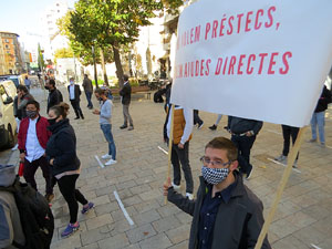 Concentraci&oacute; contra el tancament d'hostaleria i est&egrave;tica davant la seu de la Generalitat