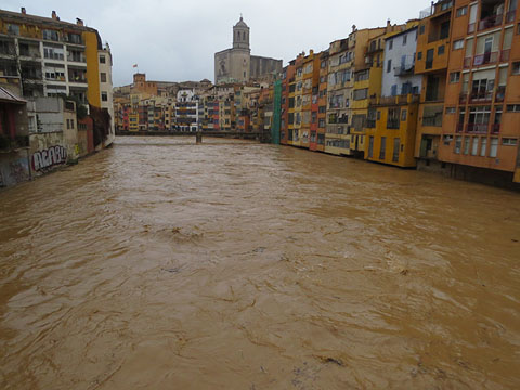 L'Onyar des del pont de les Peixateries Velles. (22/01/2020)