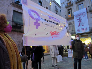 Commemoraci&oacute; del Dia de la Dona 2022 a la pla&ccedil;a del Vi