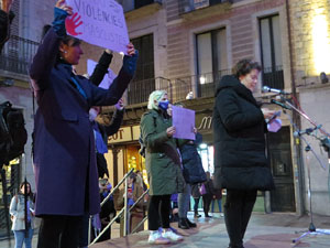 Commemoraci&oacute; del Dia de la Dona 2022 a la pla&ccedil;a del Vi