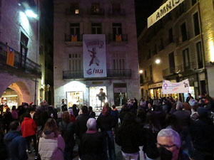 Commemoraci&oacute; del Dia de la Dona 2022 a la pla&ccedil;a del Vi