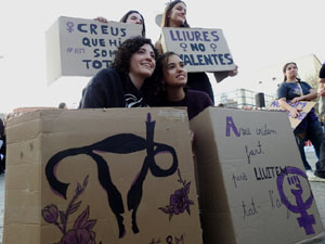 Commemoraci&oacute; del Dia de la Dona 2023 a la pla&ccedil;a de l'U d'octubre de 2017